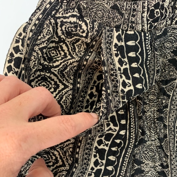 Boho Printed Short - Picture 4 of 6